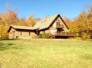 554 General Leroy Manor Rd, Morrisonville, NY 12962