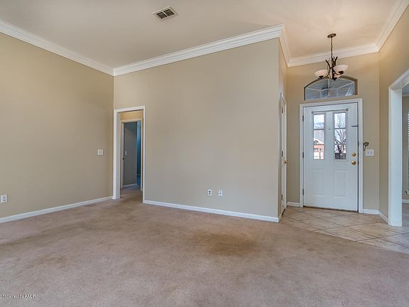 3rd image of 6812 Michelle Dr