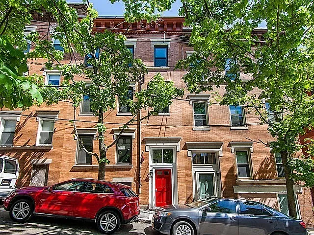 39 Eden St #3 — Photo 9