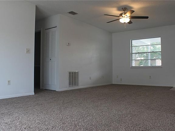 4th image of 1708 Ernest St