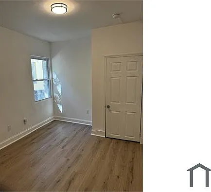 3 bed, 925 sqft, $3,850 — Photo 1