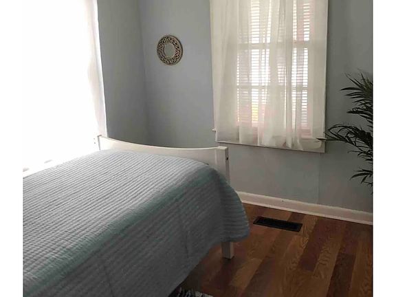 2nd image of 408 Somerville Ave