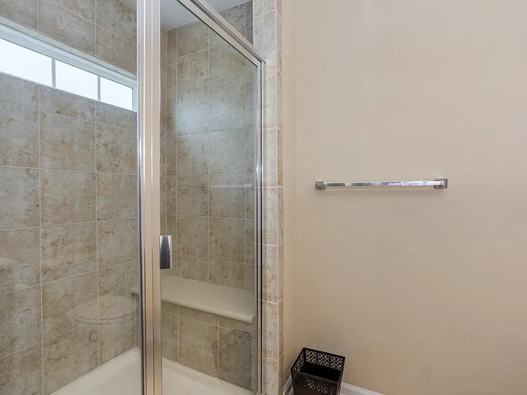 4988 Almandine Ave — Photo 7