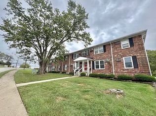 9900 Merioneth Dr APT 5, Louisville, KY 40299