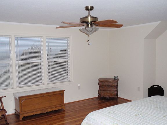 Master Bedroom Top Level
