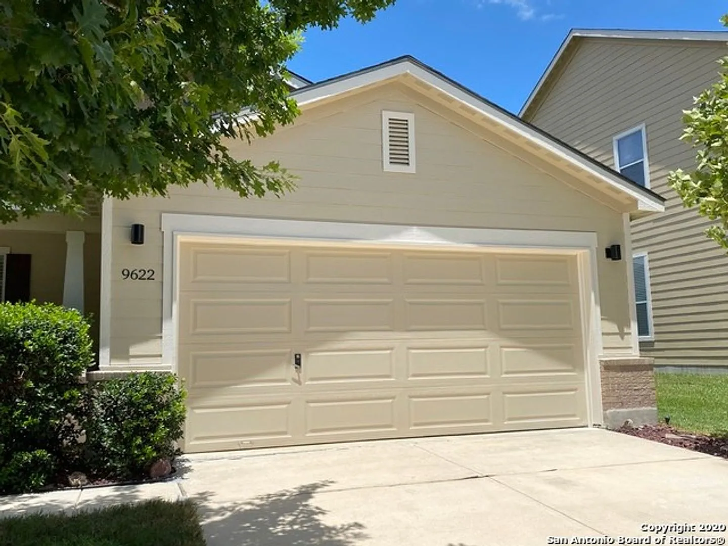Wonderful home in Copperfield Neighborhood. Realtor Commission: $500 — Photo 2