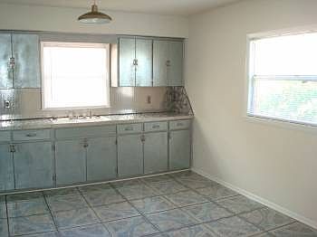 2nd image of 340 7th St S APT 2