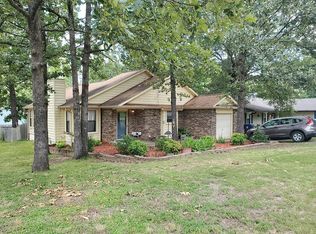91 Oak Forest Loop, Maumelle, AR 72113