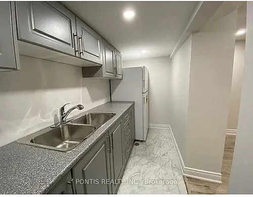188 Holmes Cres #BASEMENT Photo 1