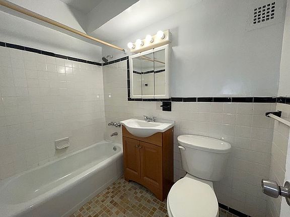 4th image of 83-60 118th St #6F