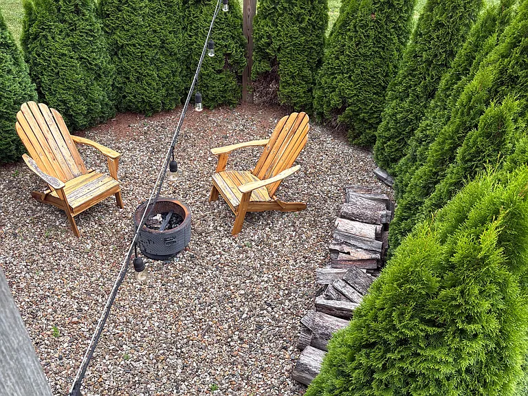 530 Sherwood Dr — Photo 9