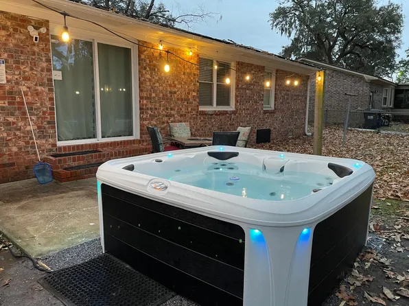 104 Jackson Rd, Ladson, SC 29456