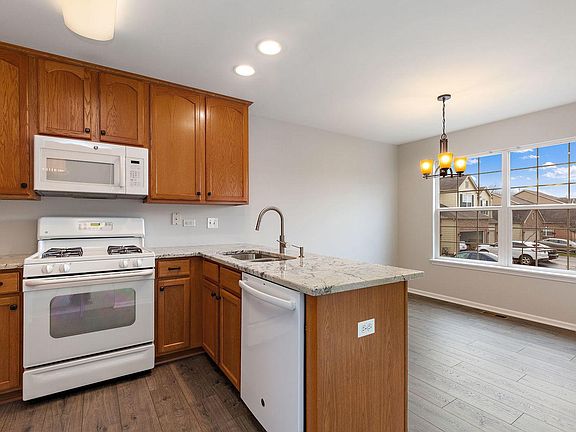 4th image of 5207 Glenbrook Trl #23