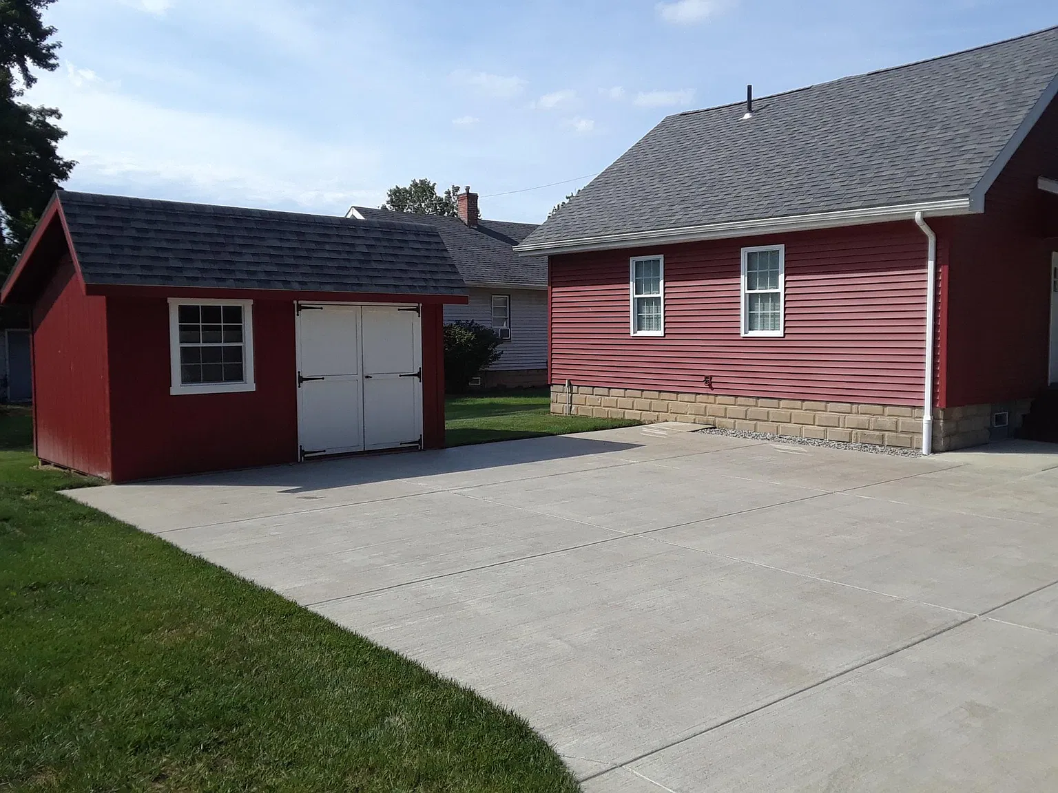 1480 Williamson St — Photo 3