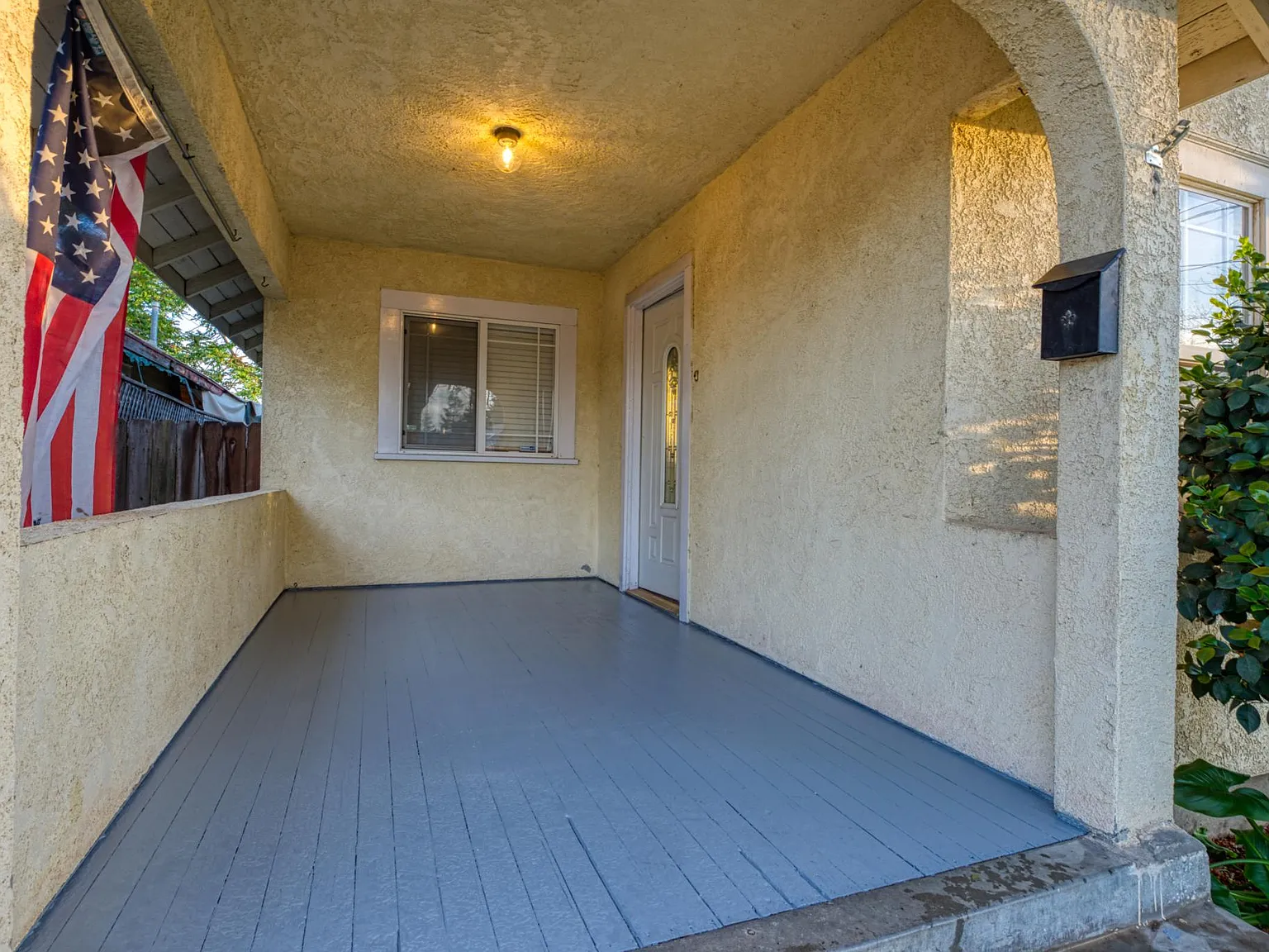 690 Julian St — Photo 2