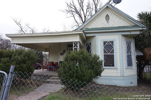 1st image of 1512 E Houston St