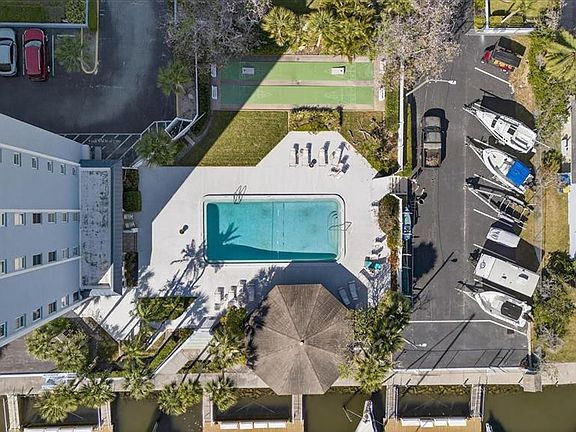 2nd image of 4939 Floramar Ter APT 710