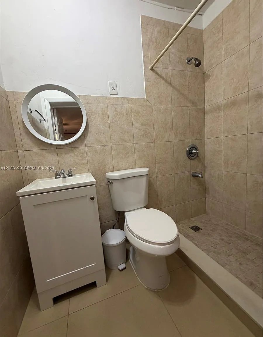 6th Addn To Hialeah — Photo 4