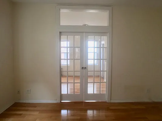 Rented by Bohemia Realty Group | media 8