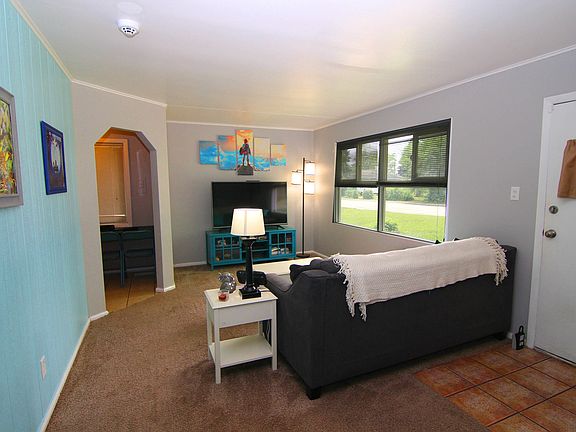 4th image of 208 Saint Jude Ave