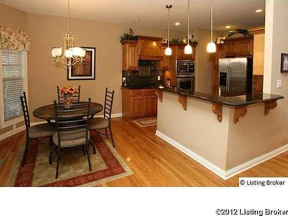 4th image of 207 Kingswood Dr