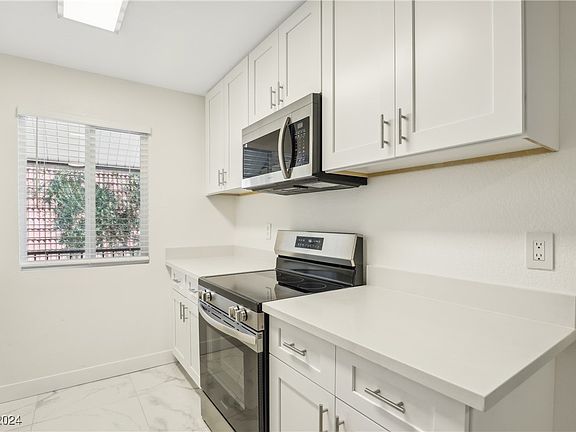 4th image of 5350 River Glen Dr Unit 312