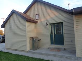 403 N 1st St E, Paul, ID 83347