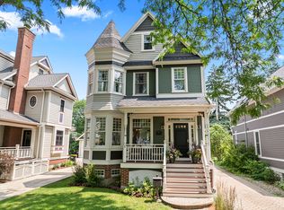 47 N Stone Ave, La Grange, IL 60525