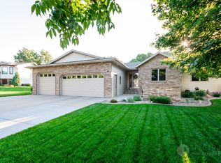 3115 Nevada St, Bismarck, ND 58503