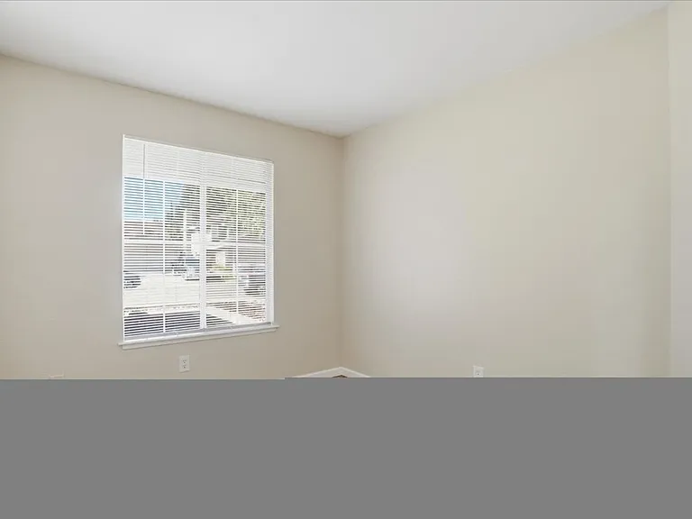 604 Hovey Way — Photo 15