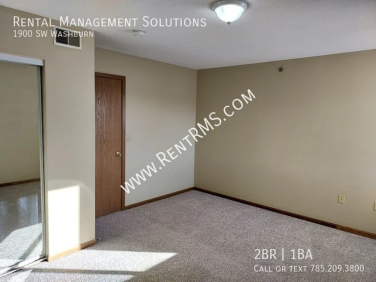 1900 SW Washburn Ave — Photo 18