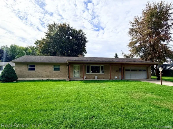 211 Shepard St, Saginaw, MI 48604