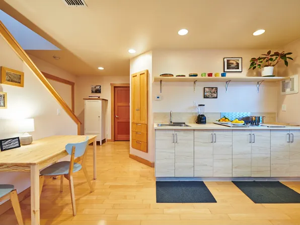 3525 Grantwood Way, Carmichael, CA 95608