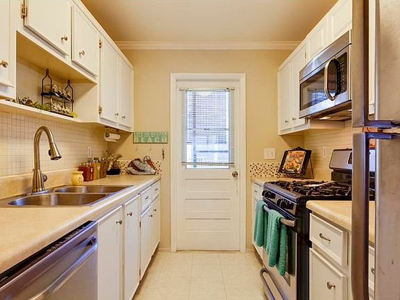 4th image of 5971 Terrace Park Dr N Unit 205