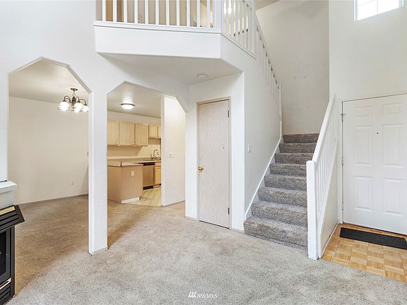 4th image of 160 W Mason Ave #3