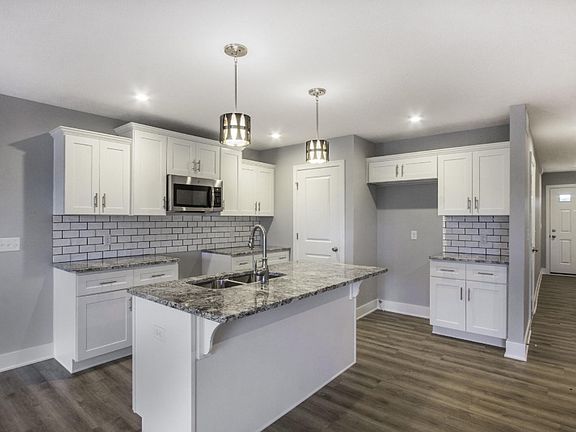 4th image of 8919 Barrington Ln #34