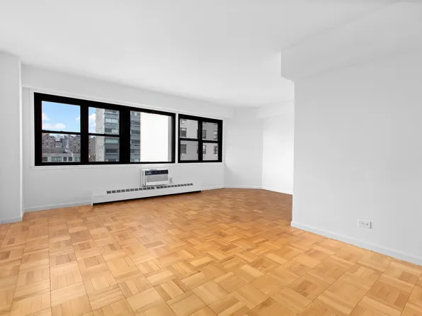 210 E 15th St APT 11K, New York, NY 10003