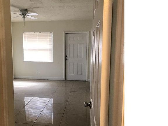 5th image of 2430 SW 58th Mnr