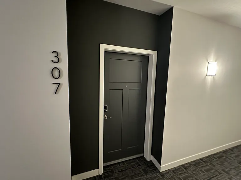 1601 N Windsor Ave #307 — Photo 22