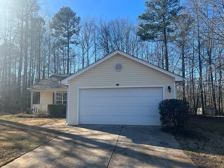 162 Mayweather Dr — Photo 2