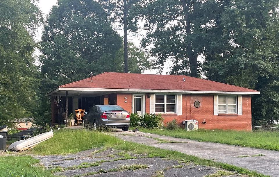 1st image of 257 Dink Ln SE