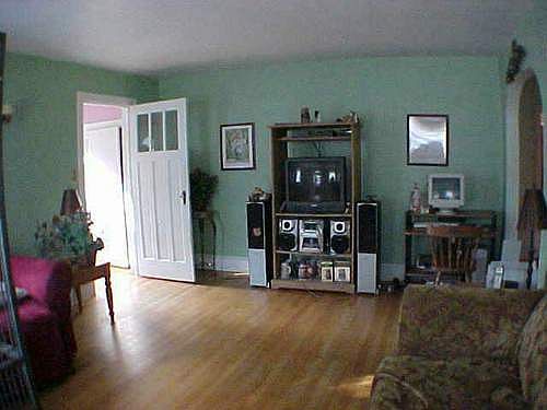 4th image of 65 Wawanda Ave