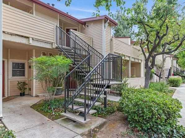 1034 Cedar Gables Dr, San Jose, CA 95118