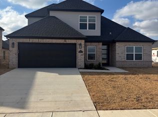 2608 SW Blustery Dr, Bentonville, AR 72713