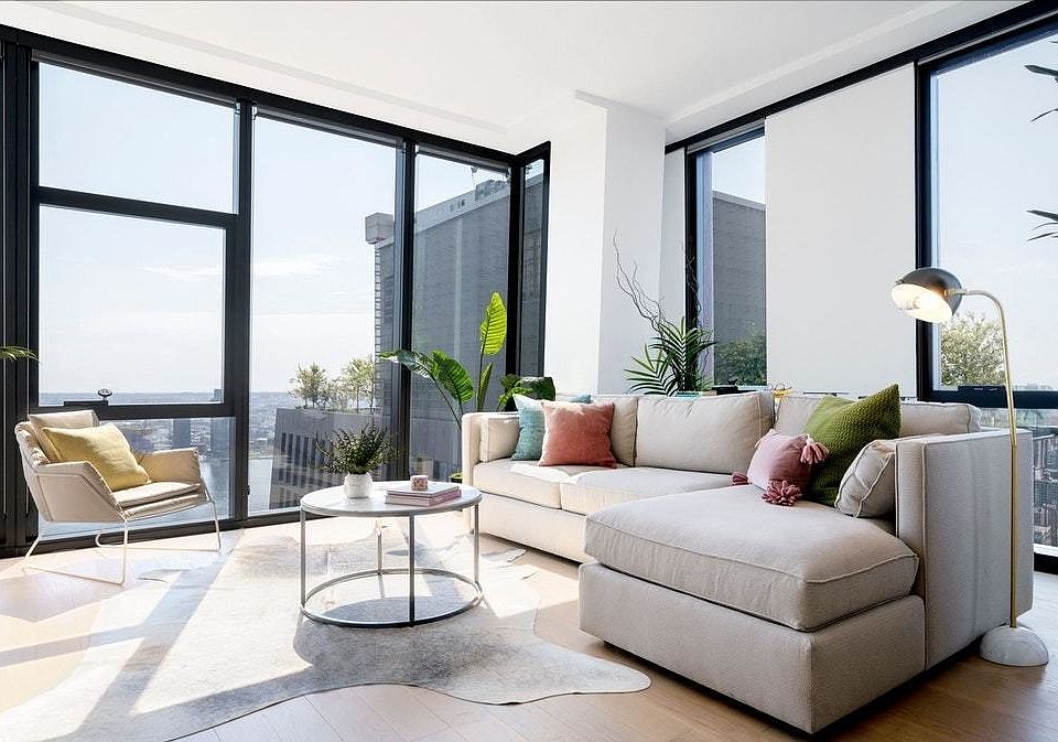1st image of 626 1st Ave #W16d