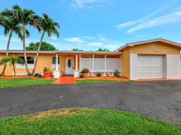 9430 Johnson Street, Pembroke Pines, FL 33024