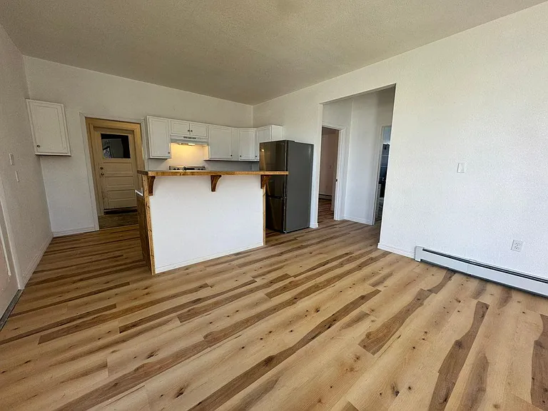 317 S Cedar St #2 — Photo 4