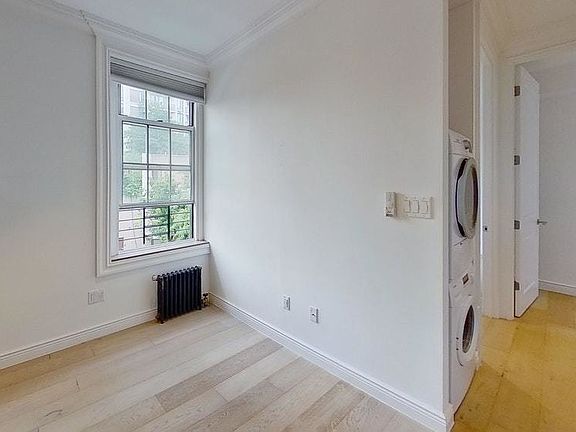 5th image of 115 Henry St APT 3C