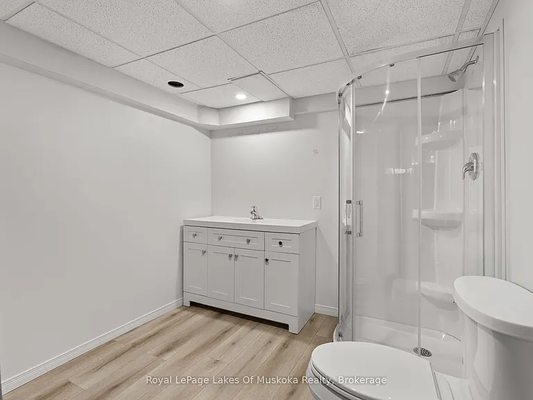 1213 Sherwood Forest Rd — Photo 33