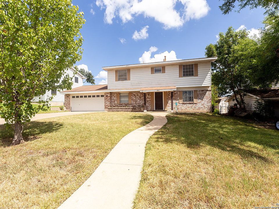 1st image of 3811 KILLARNEY DR